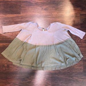 EUC We The Free 3/4 Sleeve Shirt